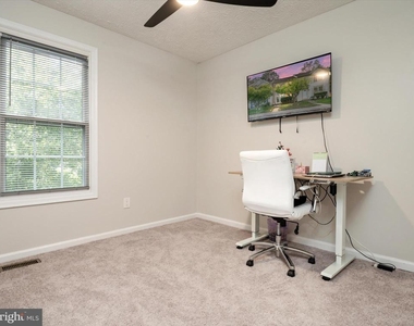 2139 Commissary Circle - Photo Thumbnail 30