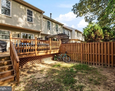 2139 Commissary Circle - Photo Thumbnail 37