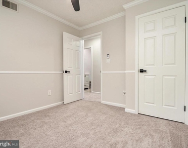 2139 Commissary Circle - Photo Thumbnail 26