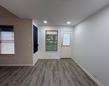 645 Arrowood Pl - Photo Thumbnail 5