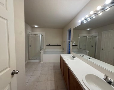 645 Arrowood Pl - Photo Thumbnail 9