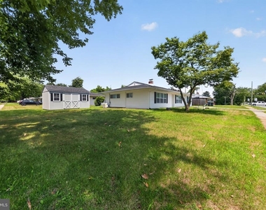 52 Chaucer Drive - Photo Thumbnail 20