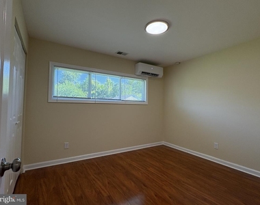 52 Chaucer Drive - Photo Thumbnail 16