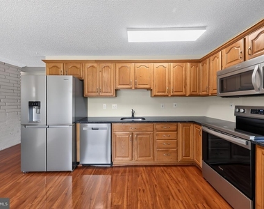 52 Chaucer Drive - Photo Thumbnail 22
