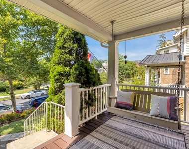 821 Elder Street Nw - Photo Thumbnail 2