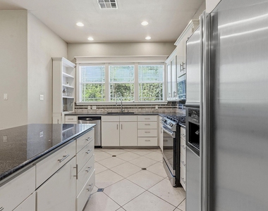 1305 Cometa St - Photo Thumbnail 6