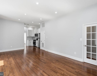 1618 1st Street Ne - Photo Thumbnail 2