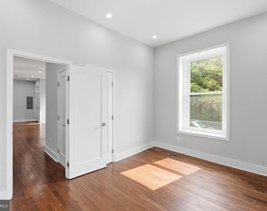 1618 1st Street Ne - Photo Thumbnail 7