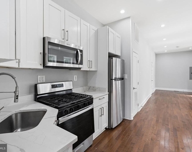 1618 1st Street Ne - Photo Thumbnail 4