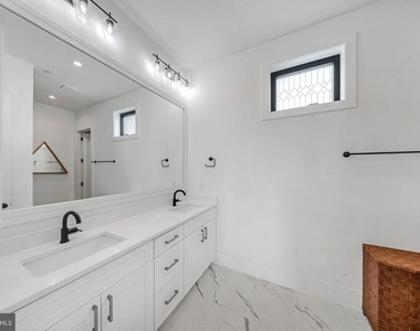 1462 Chapin Street Nw - Photo Thumbnail 22