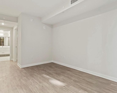 4000 Wisconsin Avenue Nw - Photo Thumbnail 32