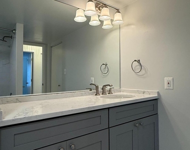 2111 Wisconsin Avenue Nw - Photo Thumbnail 26