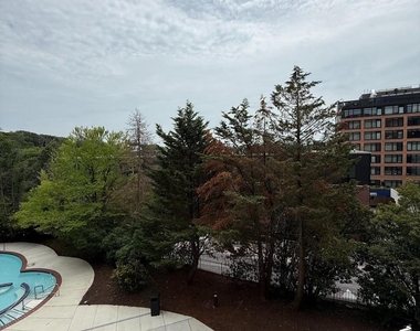 2111 Wisconsin Avenue Nw - Photo Thumbnail 10