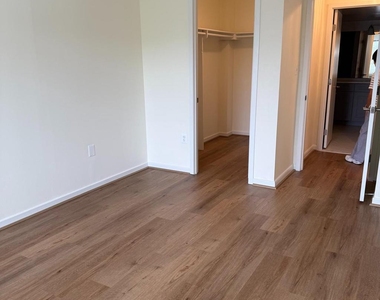 2111 Wisconsin Avenue Nw - Photo Thumbnail 6