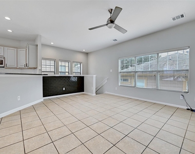 2909 Saville Loop - Photo Thumbnail 5