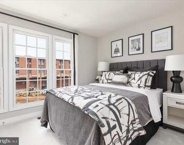 1341 Aspen Nw - Photo Thumbnail 4