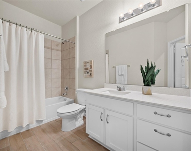 2413 Star Hill Ranch St - Photo Thumbnail 23