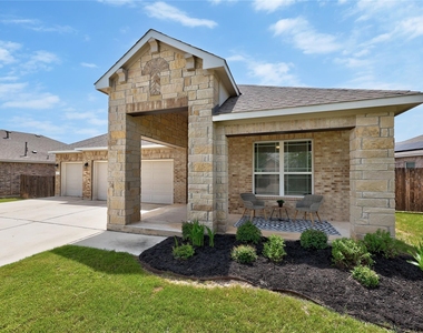 2413 Star Hill Ranch St - Photo Thumbnail 2