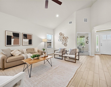 2413 Star Hill Ranch St - Photo Thumbnail 7