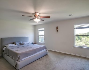 9202 Spade Cir - Photo Thumbnail 9