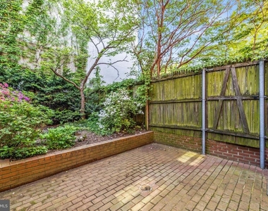 2426 I Street Nw - Photo Thumbnail 18