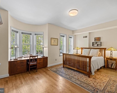 2426 I Street Nw - Photo Thumbnail 2