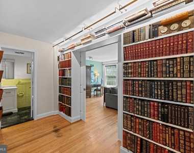 2426 I Street Nw - Photo Thumbnail 6