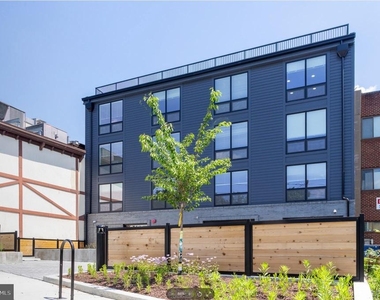 2415 37th St Nw - Photo Thumbnail 1
