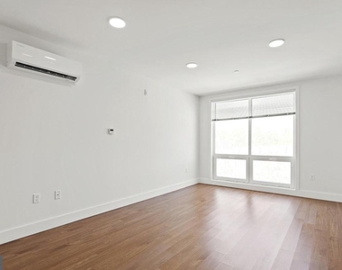 2415 37th St Nw - Photo Thumbnail 19