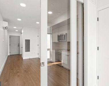 2415 37th St Nw - Photo Thumbnail 20