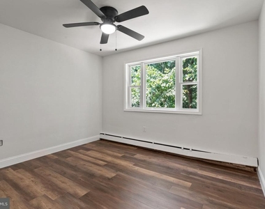 610 57th Street Ne - Photo Thumbnail 4