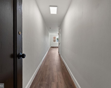 610 57th Street Ne - Photo Thumbnail 5