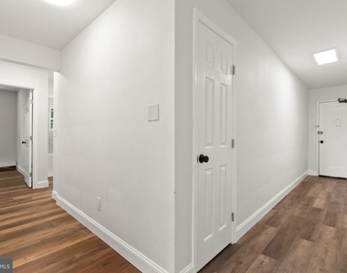 610 57th Street Ne - Photo Thumbnail 8