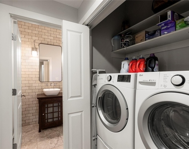 3814-a Ridgelea Dr - Photo Thumbnail 15