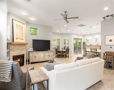 3814-a Ridgelea Dr - Photo Thumbnail 9