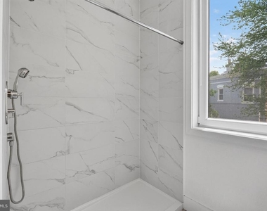 1731 Kalorama Road Nw - Photo Thumbnail 18