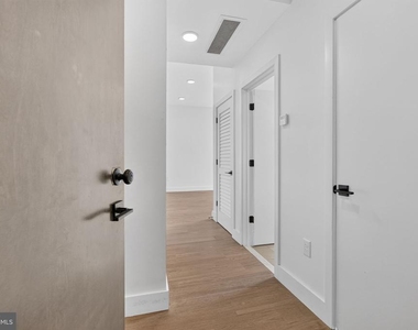 1731 Kalorama Road Nw - Photo Thumbnail 5