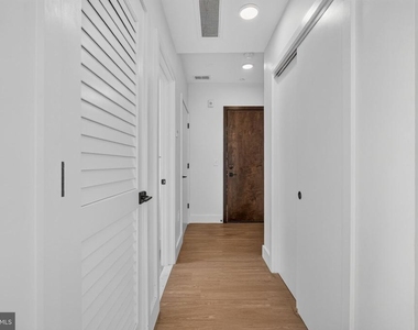 1731 Kalorama Road Nw - Photo Thumbnail 6