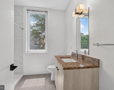 1731 Kalorama Road Nw - Photo Thumbnail 17