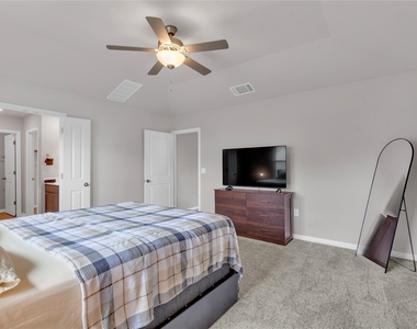 6401 Night Chinook Dr - Photo Thumbnail 23