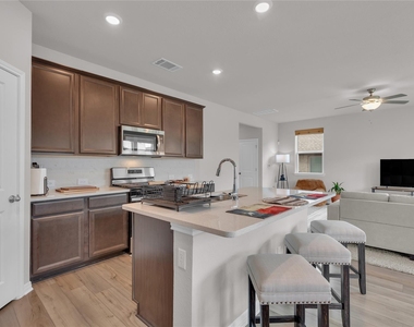 6401 Night Chinook Dr - Photo Thumbnail 8