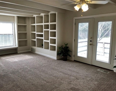 307 S Mustang Ave - Photo Thumbnail 21