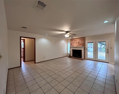 57 Woodcreek Dr - Photo Thumbnail 1