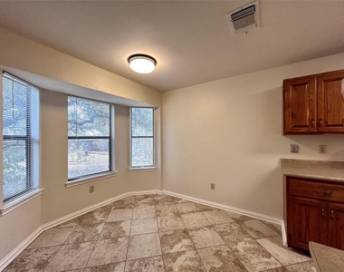 57 Woodcreek Dr - Photo Thumbnail 3