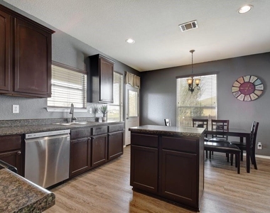 2234 Lakeline Dr - Photo Thumbnail 10