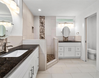 6414 Kenilworth Dr - Photo Thumbnail 13