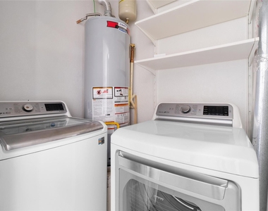 6414 Kenilworth Dr - Photo Thumbnail 20