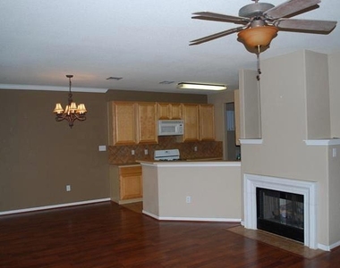 4620 W William Cannon Dr - Photo Thumbnail 3