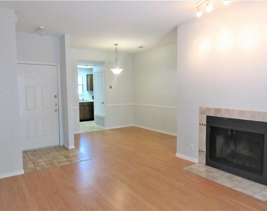 11970 Jollyville Rd - Photo Thumbnail 3
