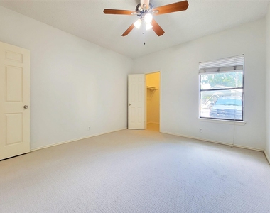 11970 Jollyville Rd - Photo Thumbnail 9